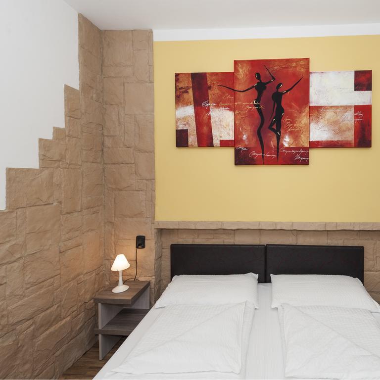 Hotel Garni Ischia Malcesine Quarto foto